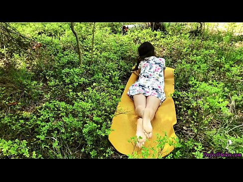 ❤️ ටින්ඩර් මත සිටින ආගන්තුකයෙක් මගේ පුකට ස්වයං වින්දනයේ යෙදෙන අතර වනාන්තරයේ දැඩි ආශාවකින් කෙලෙසයි ❤️ Sex video si.seecamsus.top